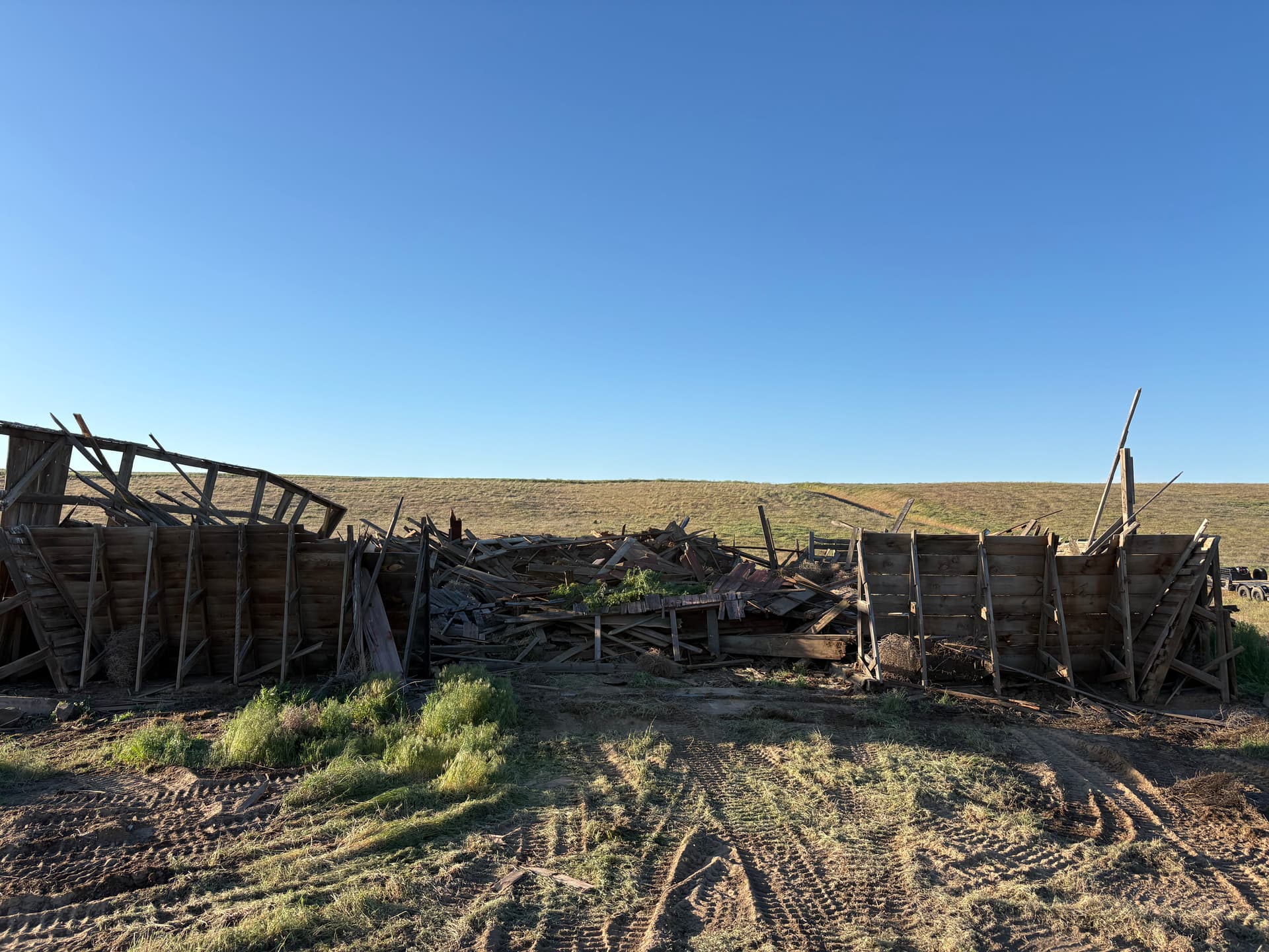 Gallery photos for Old Barn Demolition Cleanup Done Right in Connell: Image #4