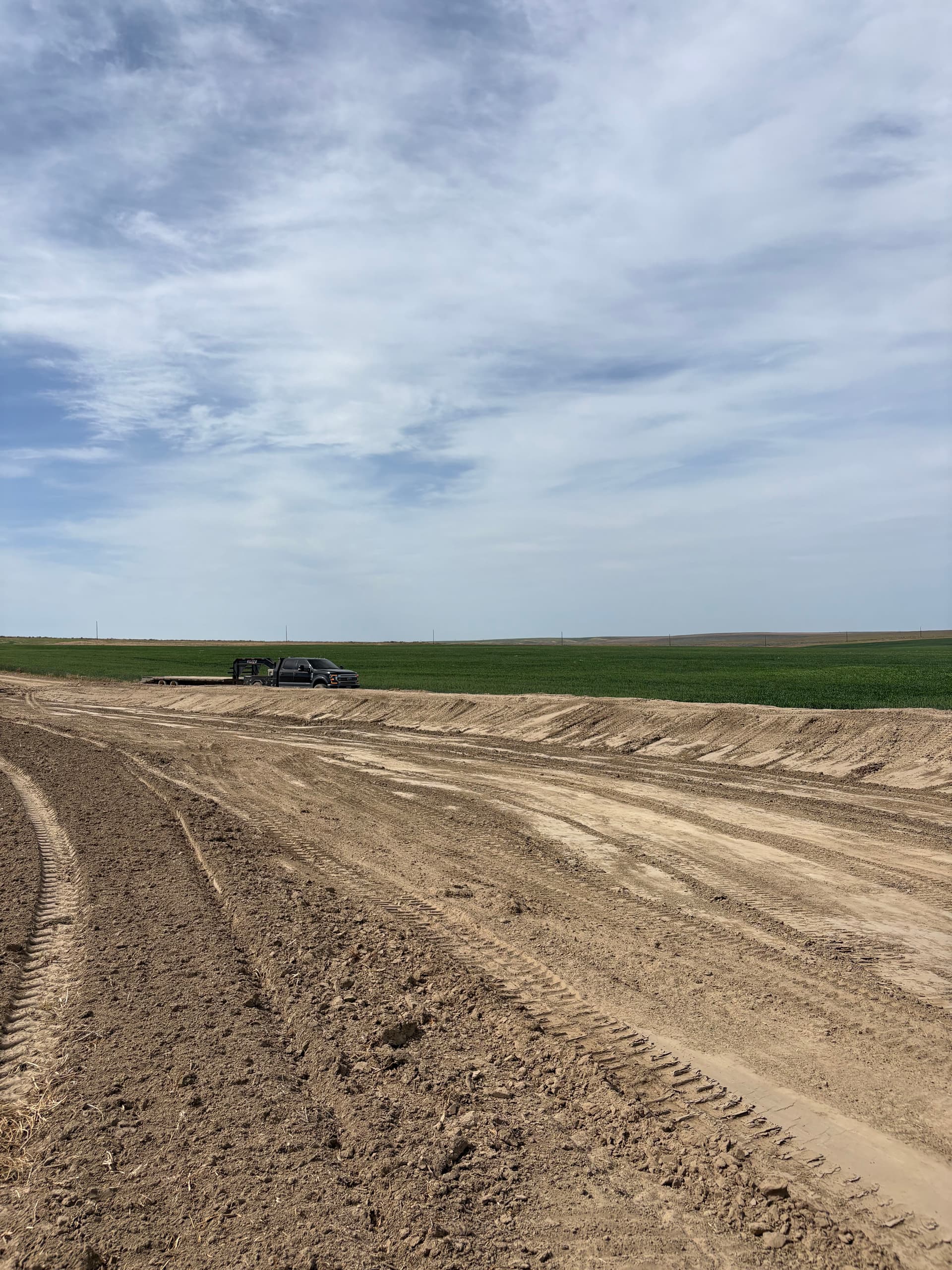 Gallery photos for Retention Pond Built to Stop Irrigation Runoff in Connell: Image #3