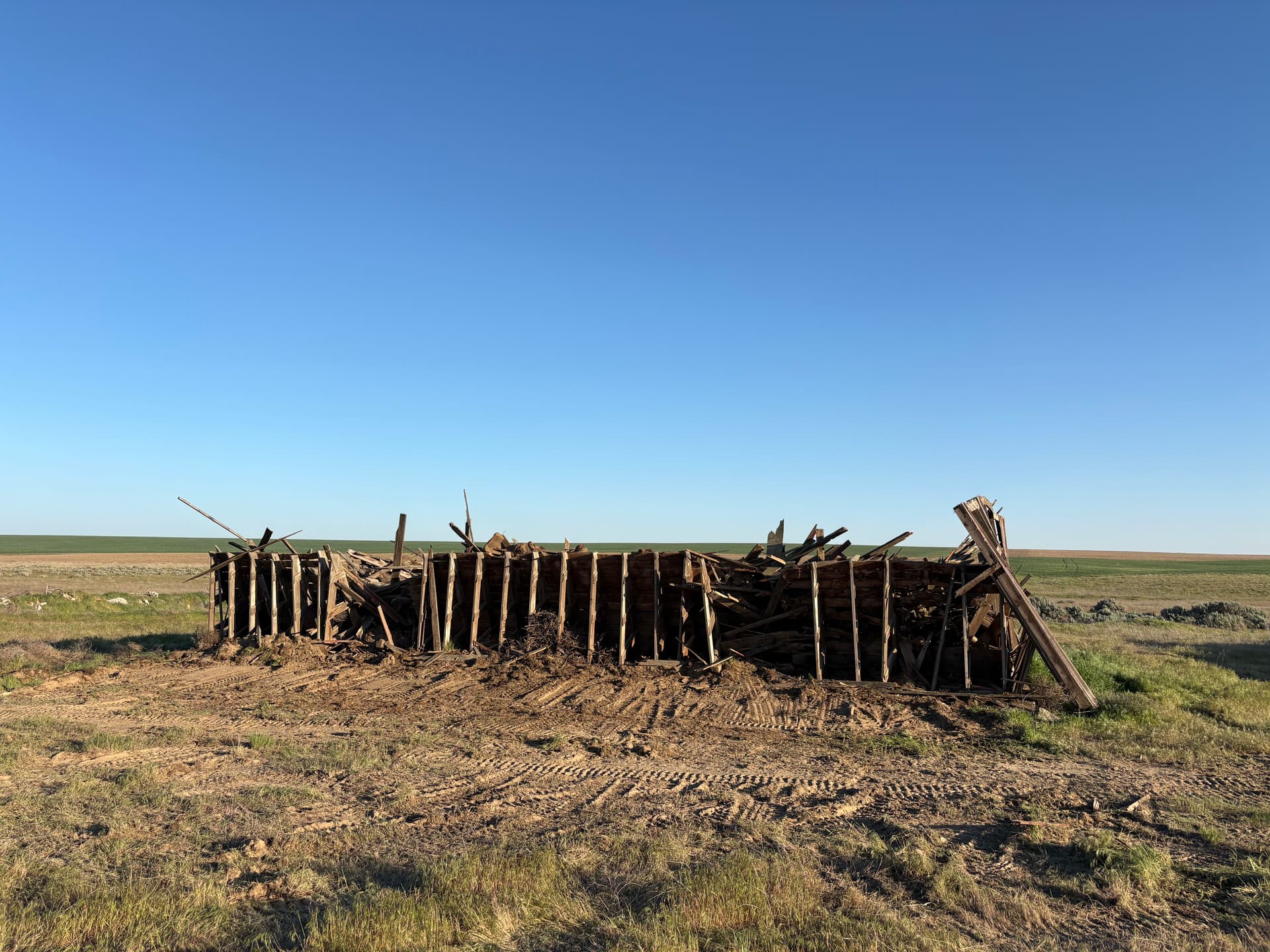 Gallery photos for Old Barn Demolition Cleanup Done Right in Connell: Image #3