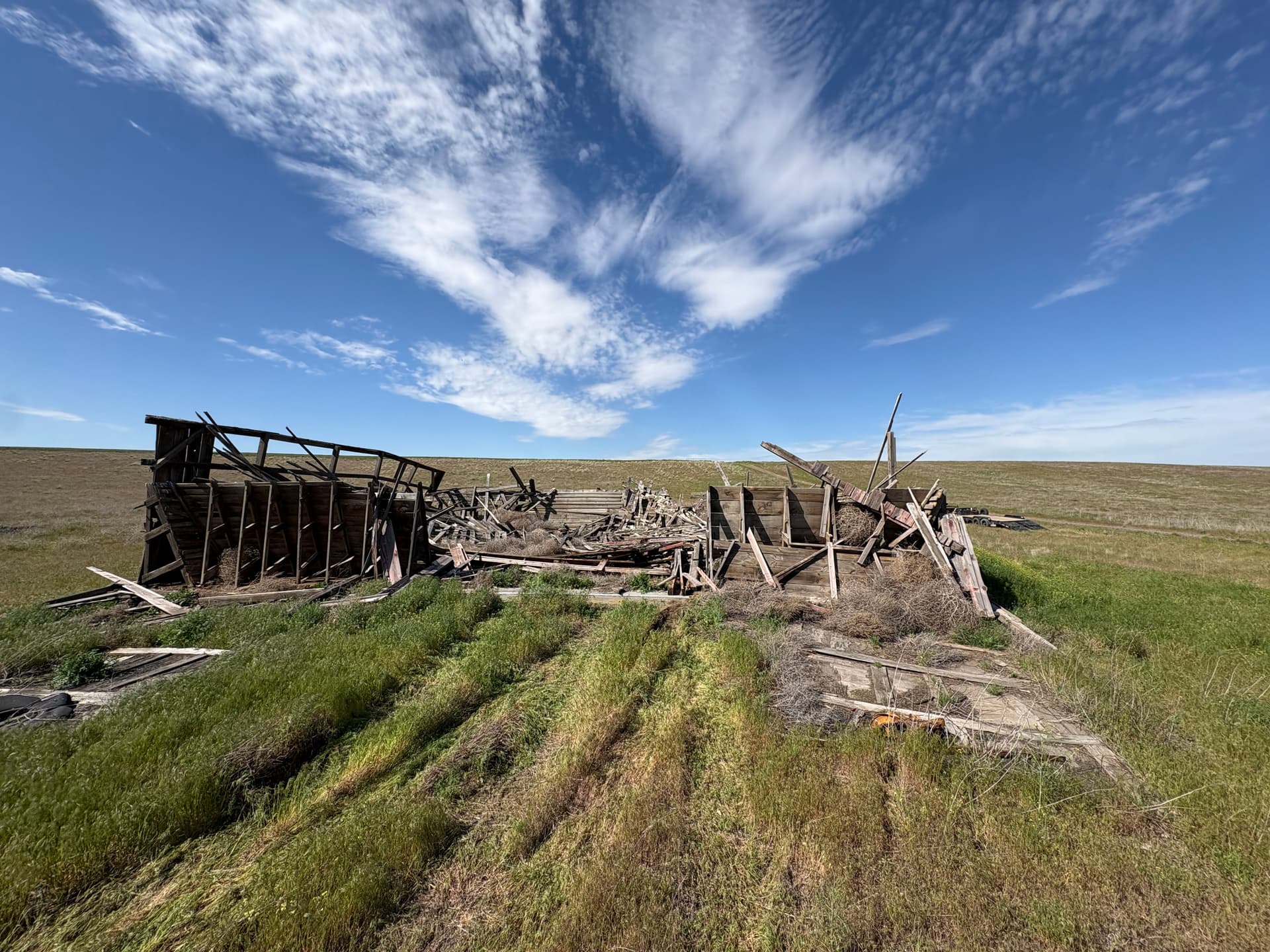 Gallery photos for Old Barn Demolition Cleanup Done Right in Connell: Image #2